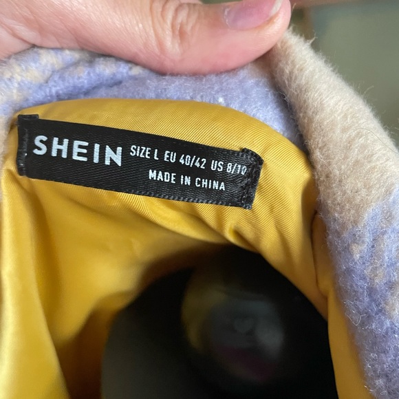 Shein shacket. Cool color combo - Picture 3 of 3